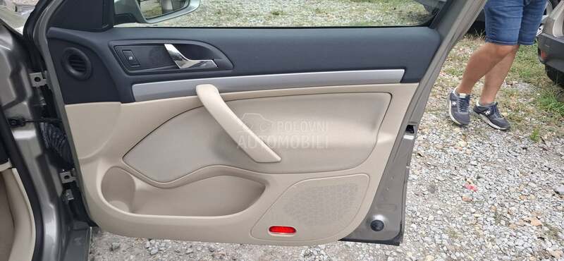Škoda Octavia 1.6 TDI FFUULL