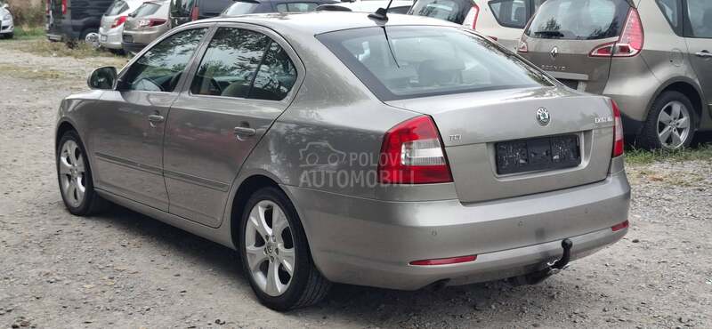 Škoda Octavia 1.6 TDI FFUULL