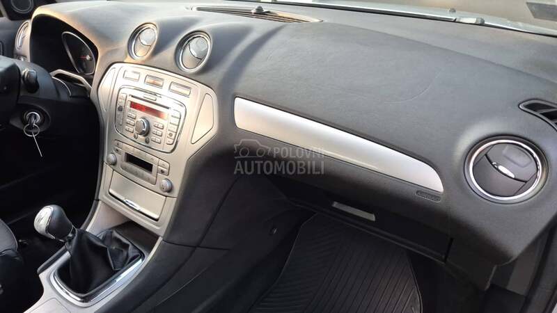 Ford Mondeo 