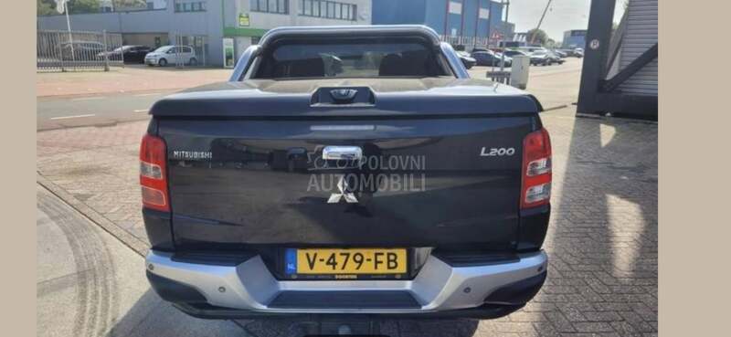 Mitsubishi L200 