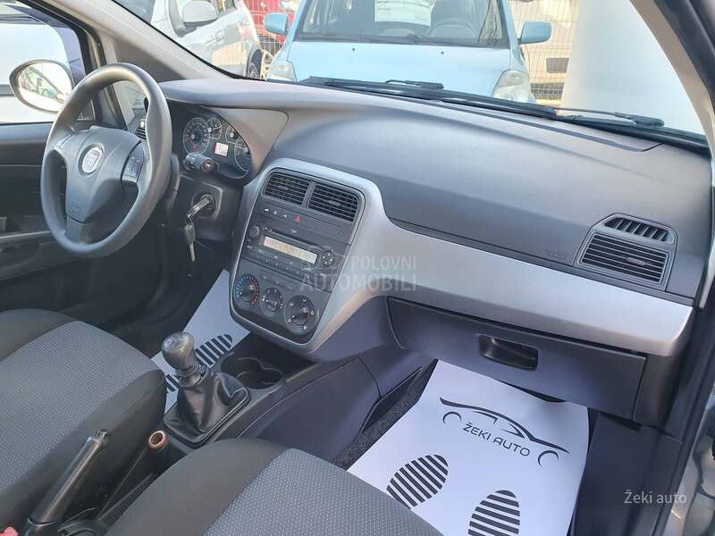 Fiat Grande Punto 1.2i CH