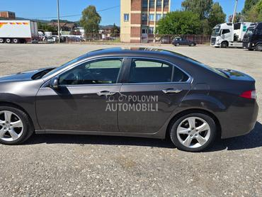 Honda Accord 2.0 4D ELEGANCE