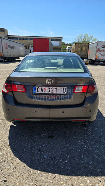 Honda Accord 2.0 4D ELEGANCE