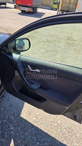 Honda Accord 2.0 4D ELEGANCE