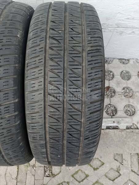 gume c za transportna vzila