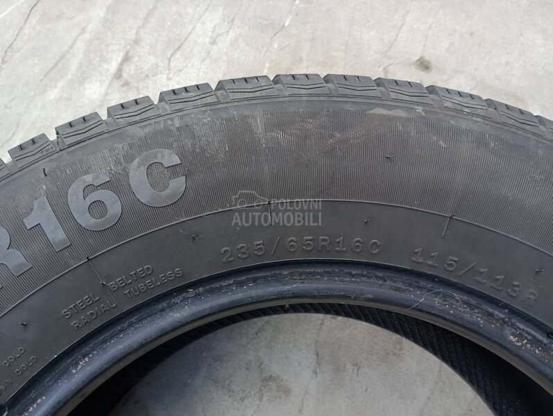 gume c za transportna vzila