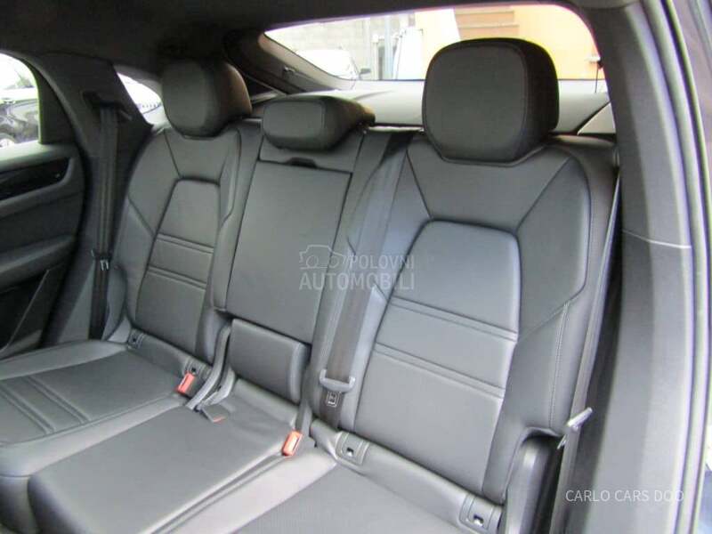 Porsche Cayenne Rata od 810e