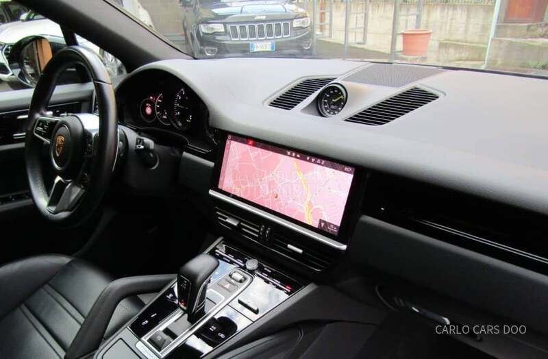 Porsche Cayenne Rata od 810e