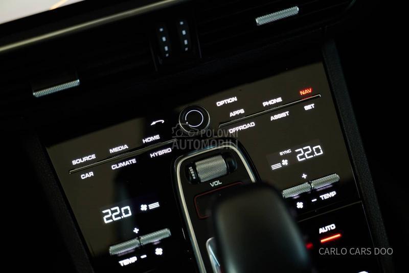 Porsche Cayenne Rata od 810e