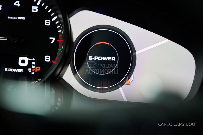 Porsche Cayenne Rata od 810e