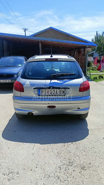 Peugeot 206 1.6