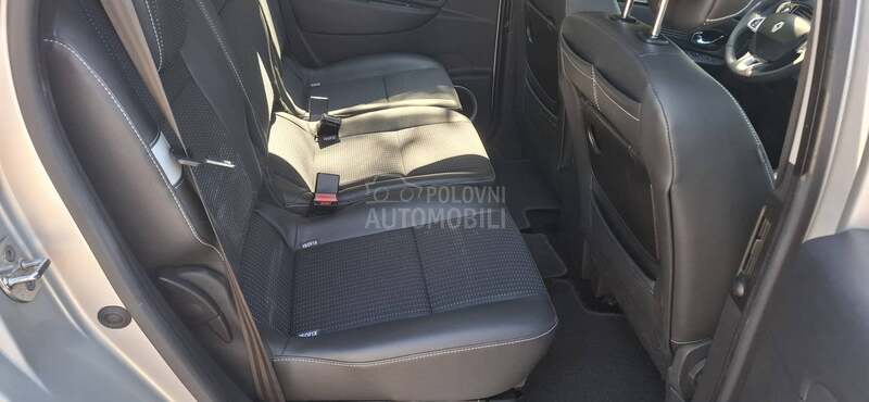 Renault Scenic 2012