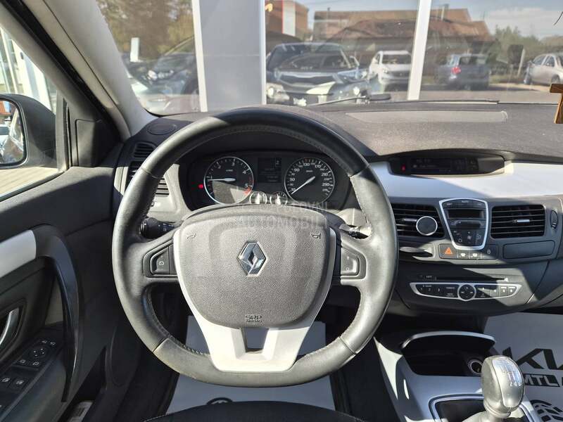 Renault Laguna 