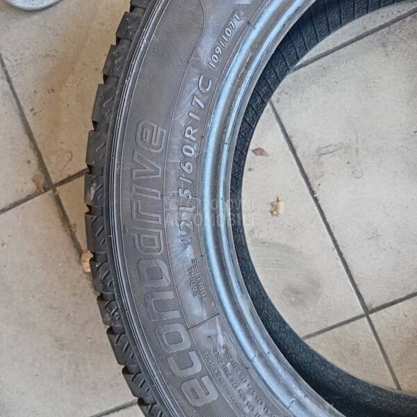 Dunlop 215/60 R17 Letnja