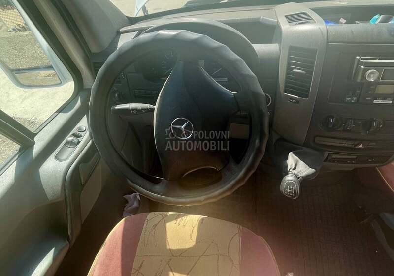 Mercedes Benz SPRINTER