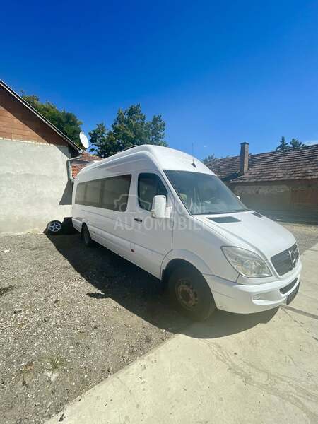 Mercedes Benz SPRINTER