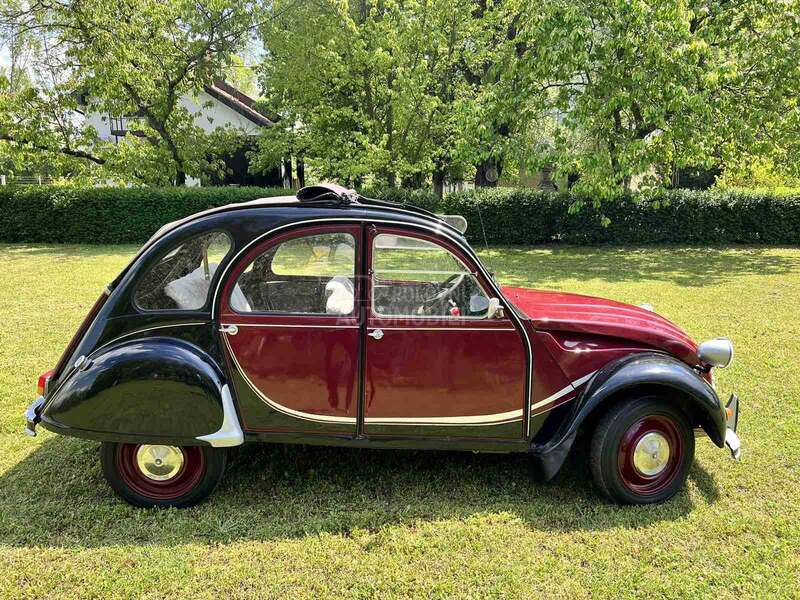 Citroen 2CV spaček