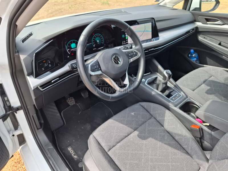 Volkswagen Golf 8 1,5 TSI