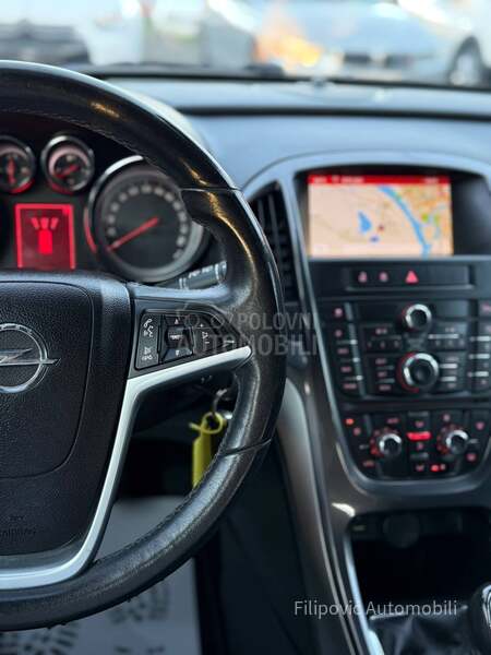 Opel Astra J RATA 89E