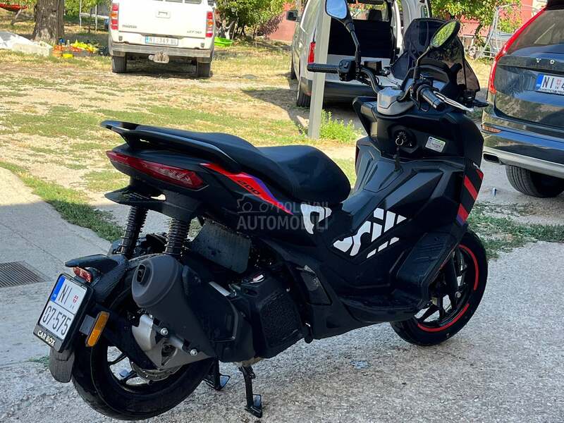 Aprilia SR GT 200 REPLICA
