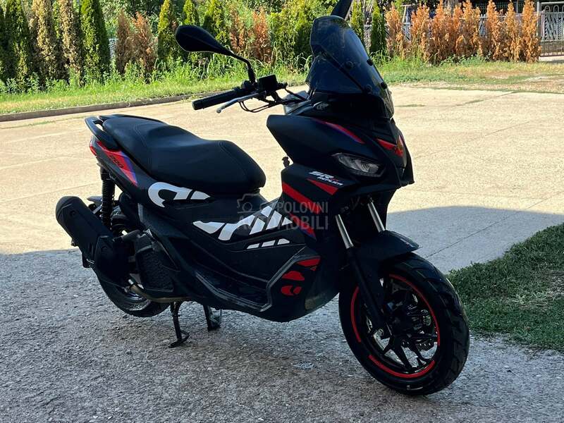 Aprilia SR GT 200 REPLICA