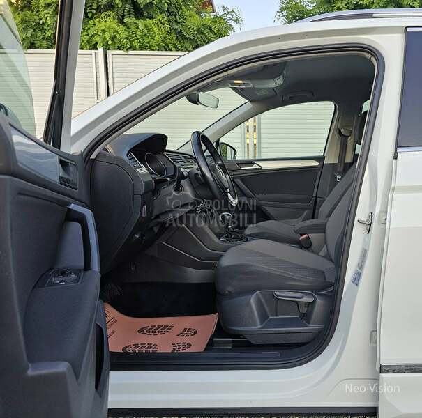 Volkswagen Tiguan 2.0 TDI R-line