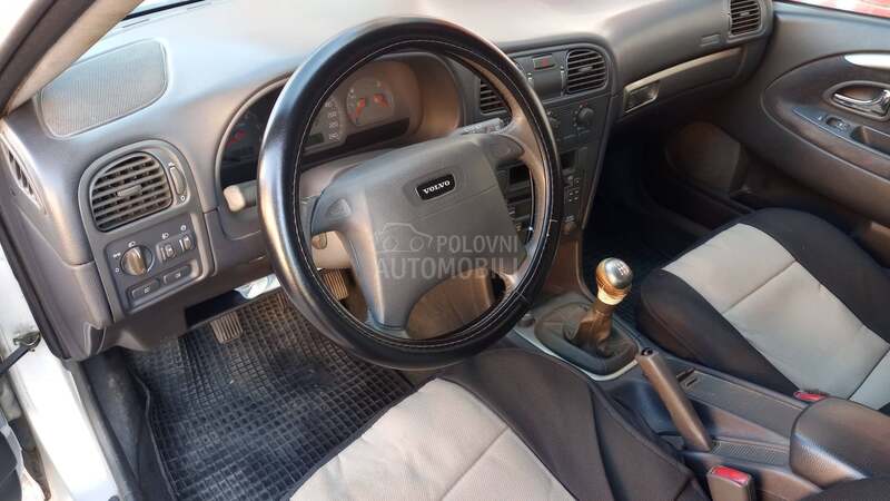 Volvo V40 1,9