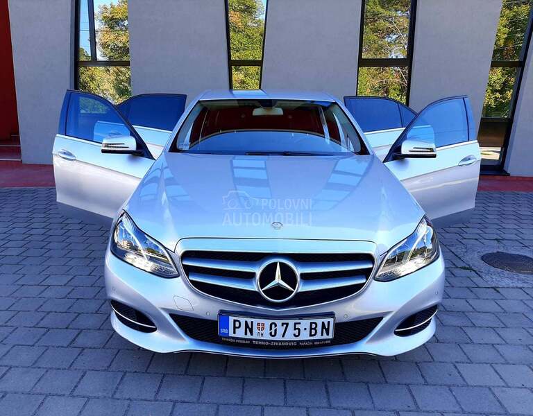 Mercedes Benz E 200 Elegance