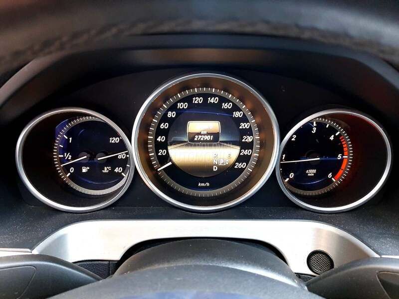 Mercedes Benz E 200 Elegance