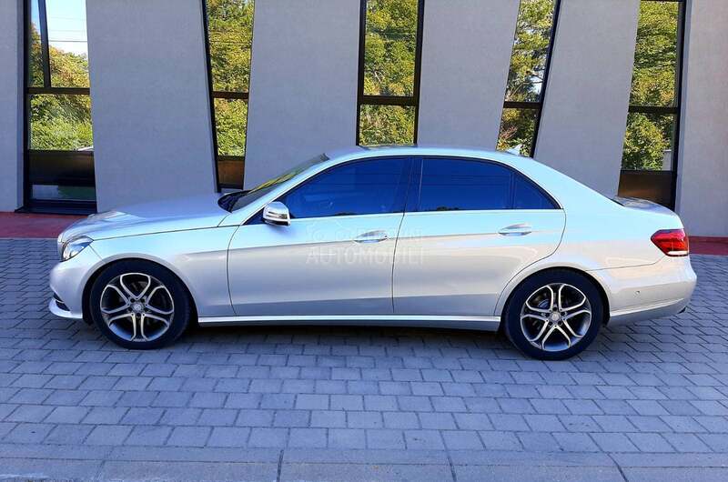 Mercedes Benz E 200 Elegance