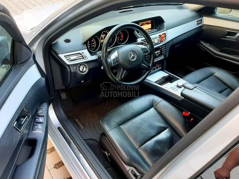 Mercedes Benz E 200 Elegance