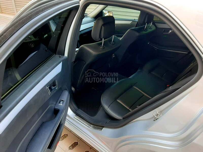 Mercedes Benz E 200 Elegance