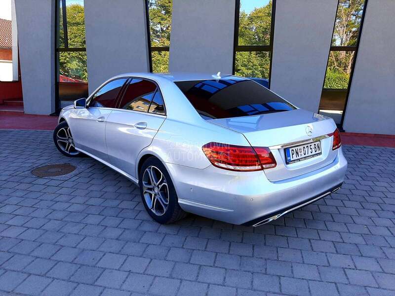 Mercedes Benz E 200 Elegance