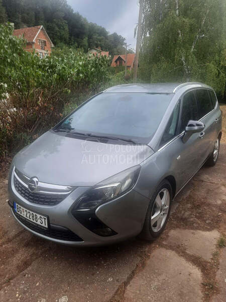 Opel Zafira 
