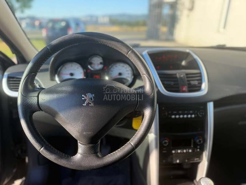 Peugeot 207 1.6 HDI