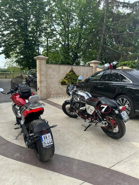 Moto Guzzi V7 Caffe Racer