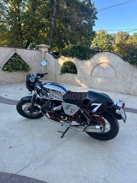 Moto Guzzi V7 Caffe Racer