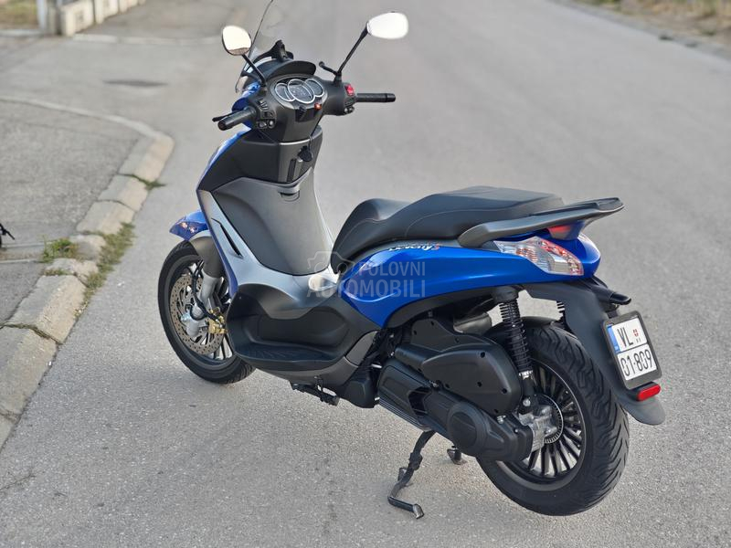Piaggio Beverly 300 S NOV