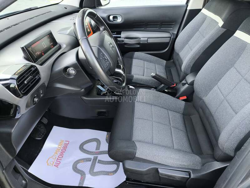 Citroen C4 Cactus 1.2 SHINE