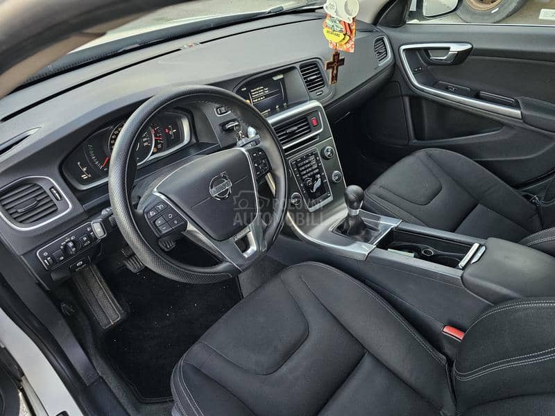 Volvo V60 D3
