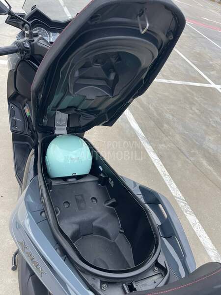 Yamaha XMax 300 TECH MAX
