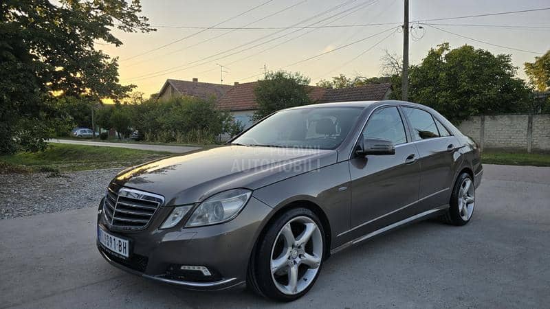 Mercedes Benz E 250 CDI AVANGARD