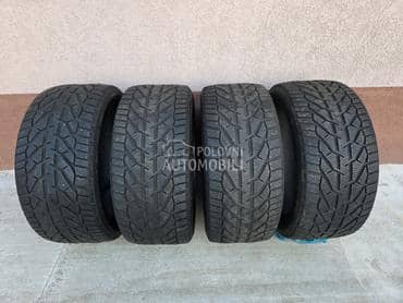 Taurus 275/40 R20 Zimska