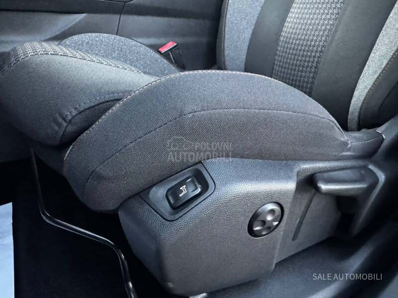 Peugeot 3008 1.5HDI BIKOLORE