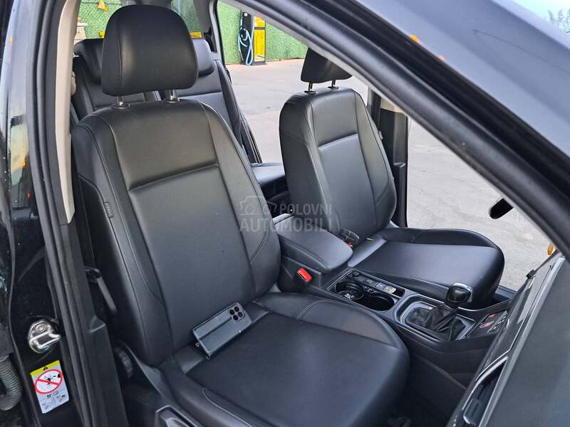 Volkswagen Touran 2.0 TDI  K0 N0V