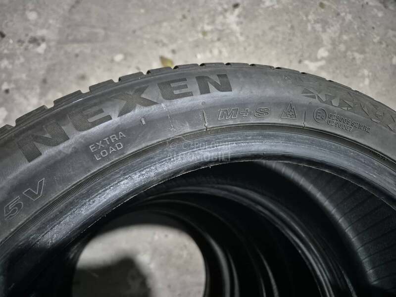 Nexen 225/45 R18 Zimska