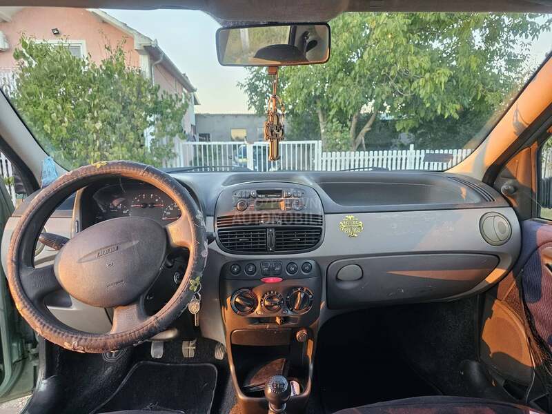 Fiat Punto 2