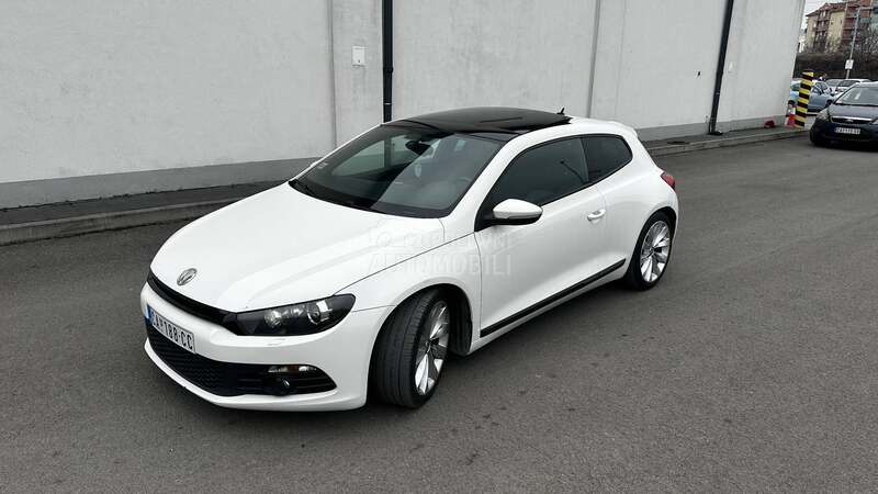 Volkswagen Scirocco DSG/PANO