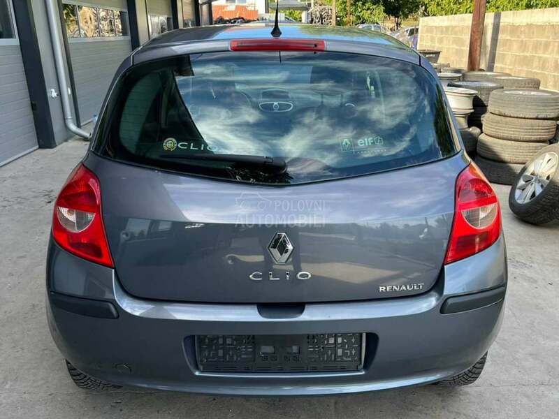 Renault Clio III 1.5dCi -  kompletan auto u delovima