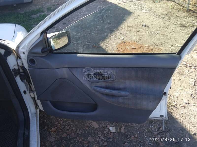 Ford Mondeo 1.8 turbo regi dugo